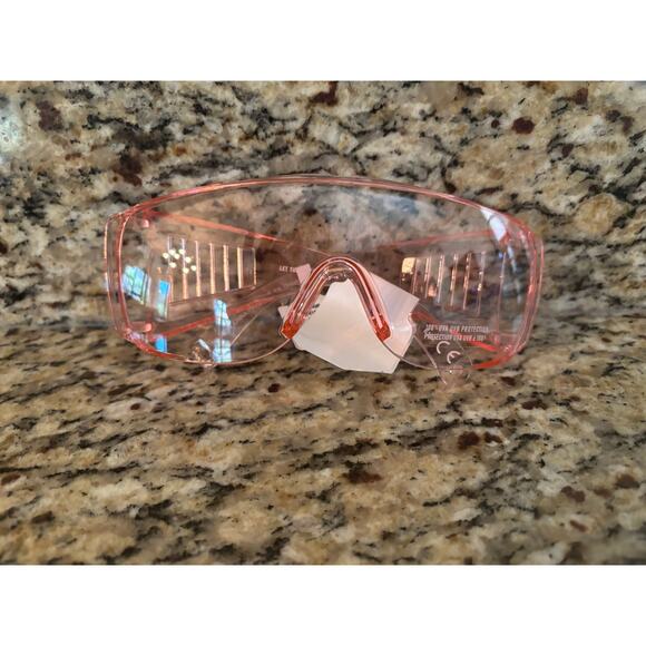 New Aerie Rose Pink Glasses Sunglasses 100% UVA UVB Protection - Picture 1 of 6